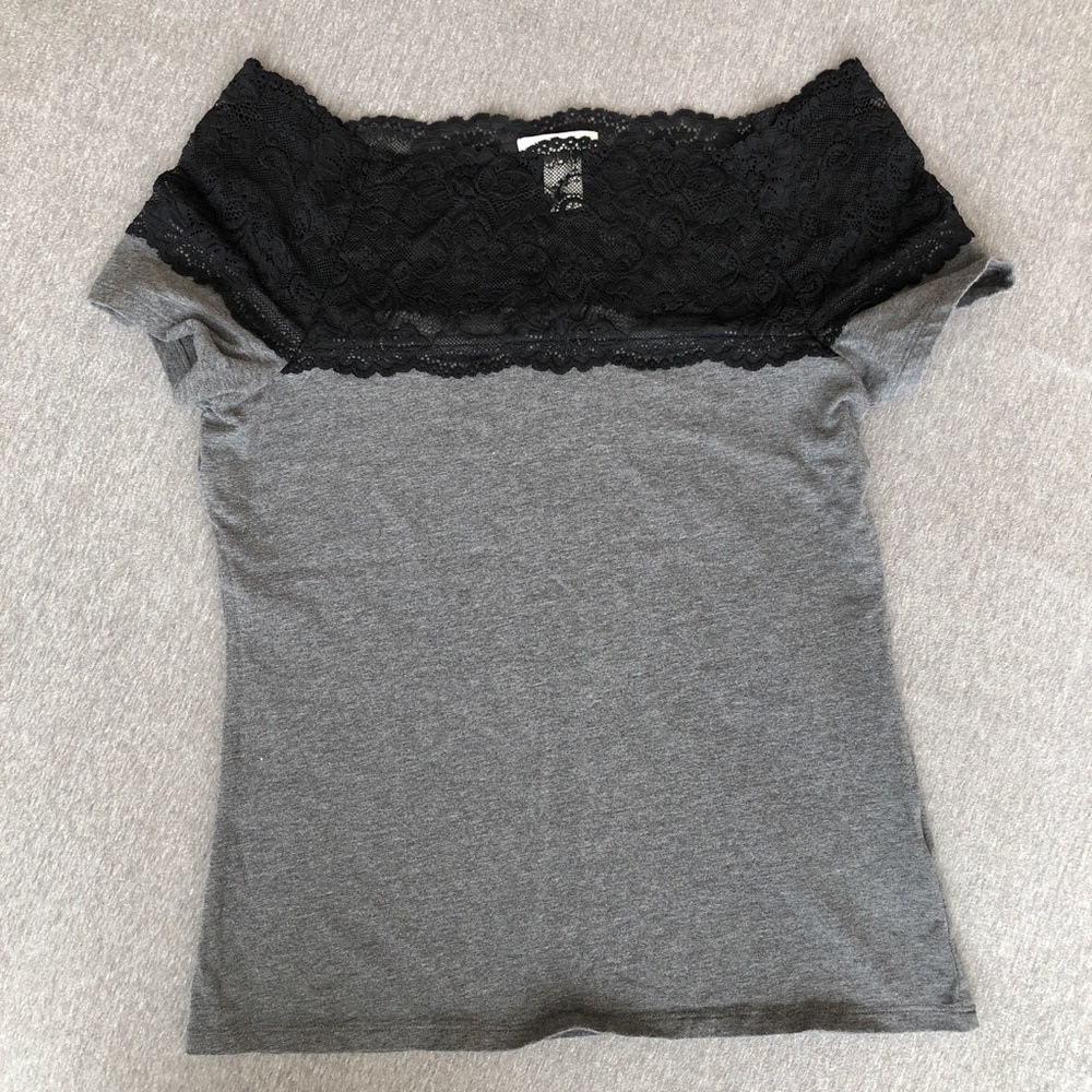 H&M lace off-shoulder gray top - Picture 2 of 5